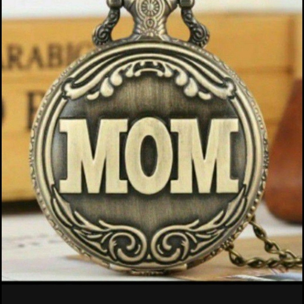 Vintage Style MOM Pocket Watch Pendant